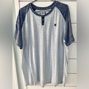 Hurley Men's Heather Gray and Navy Henley Tee